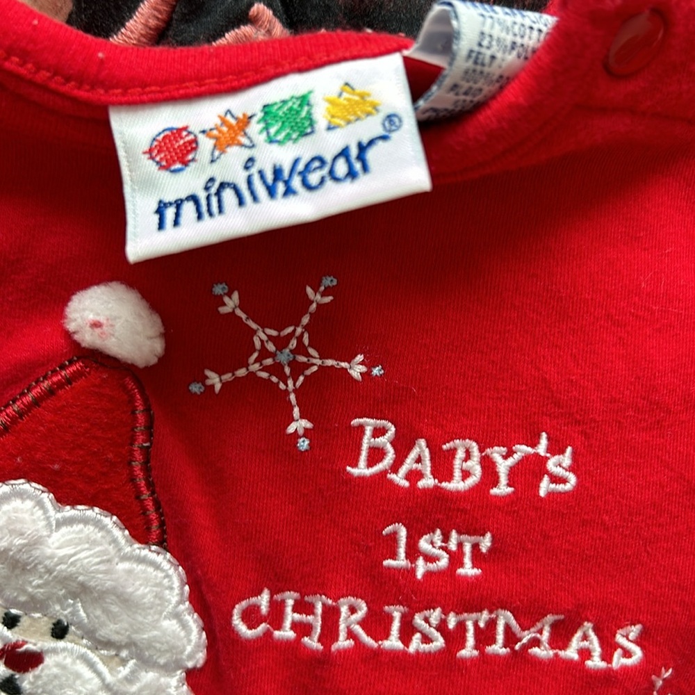 GUC Baby’s first Christmas - Picture 2 of 3